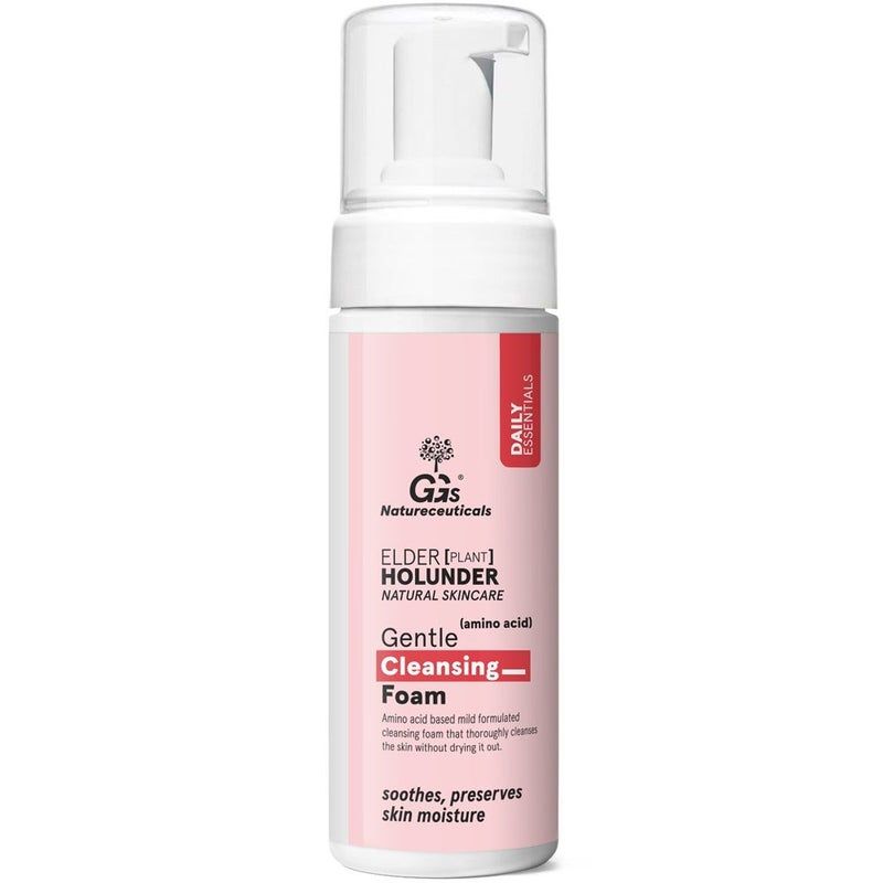 Reinigungsschaum-Flasche. Weißer Spender mit rosa Etikett. Aufschrift: GGs Natureceuticals, Gentle Cleansing Foam, Holunder.