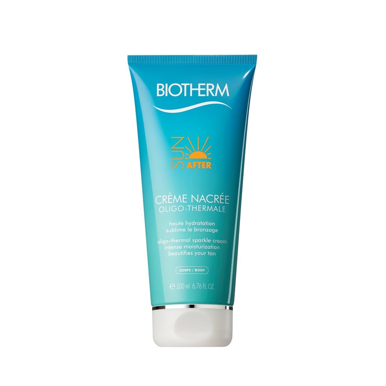 Blau-weiße Tube. Aufschrift BIOTHERM, Crème Nacrée, After Sun. Text: haute hydratation, sublime le bronzage. 200 ml.