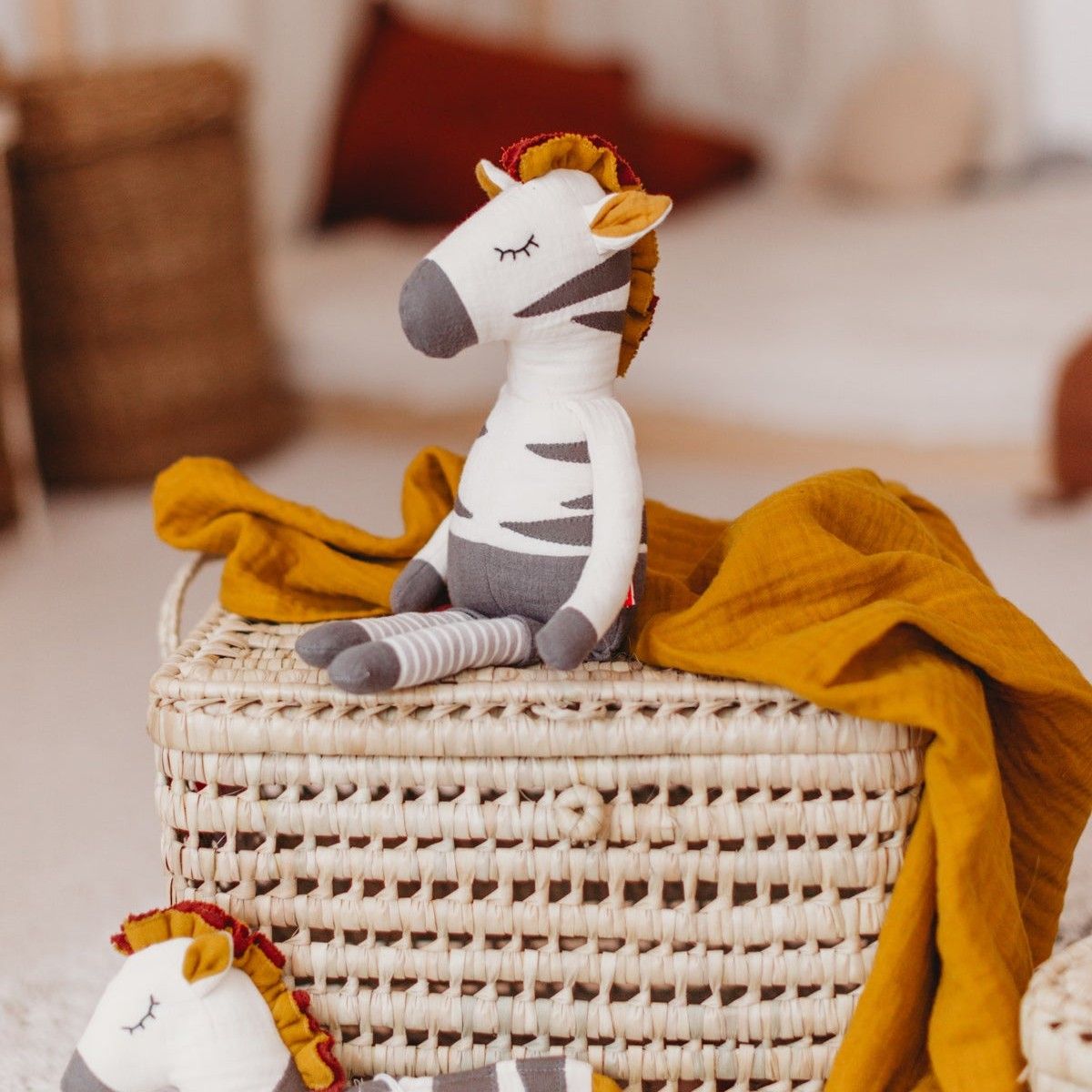 kikadu Puppe Zebra
