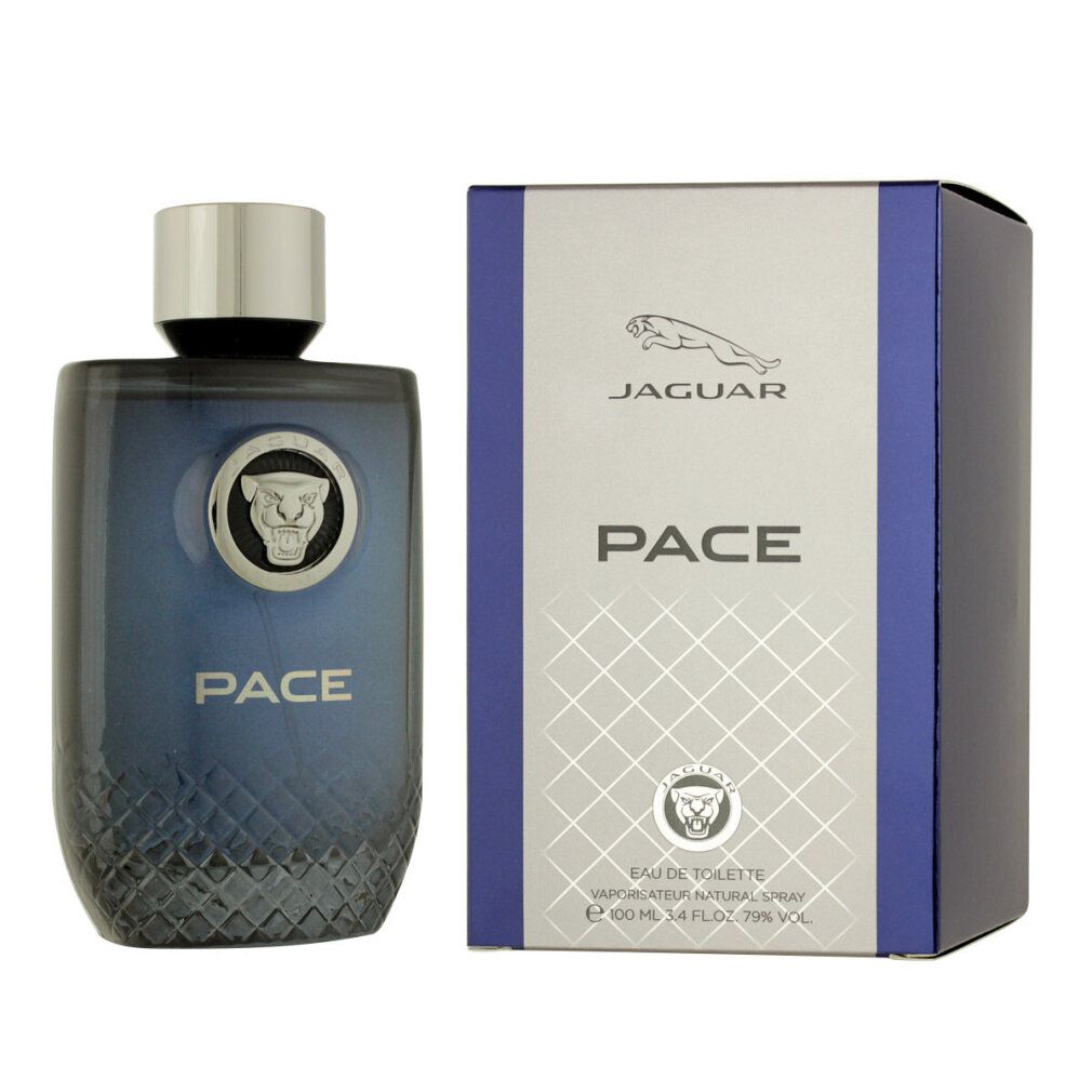 Jaguar Pace Eau de Toilette-Spray. Flakon mit silbernem Verschluss, blaue Flüssigkeit. Verpackung mit Logo und Schriftzug.