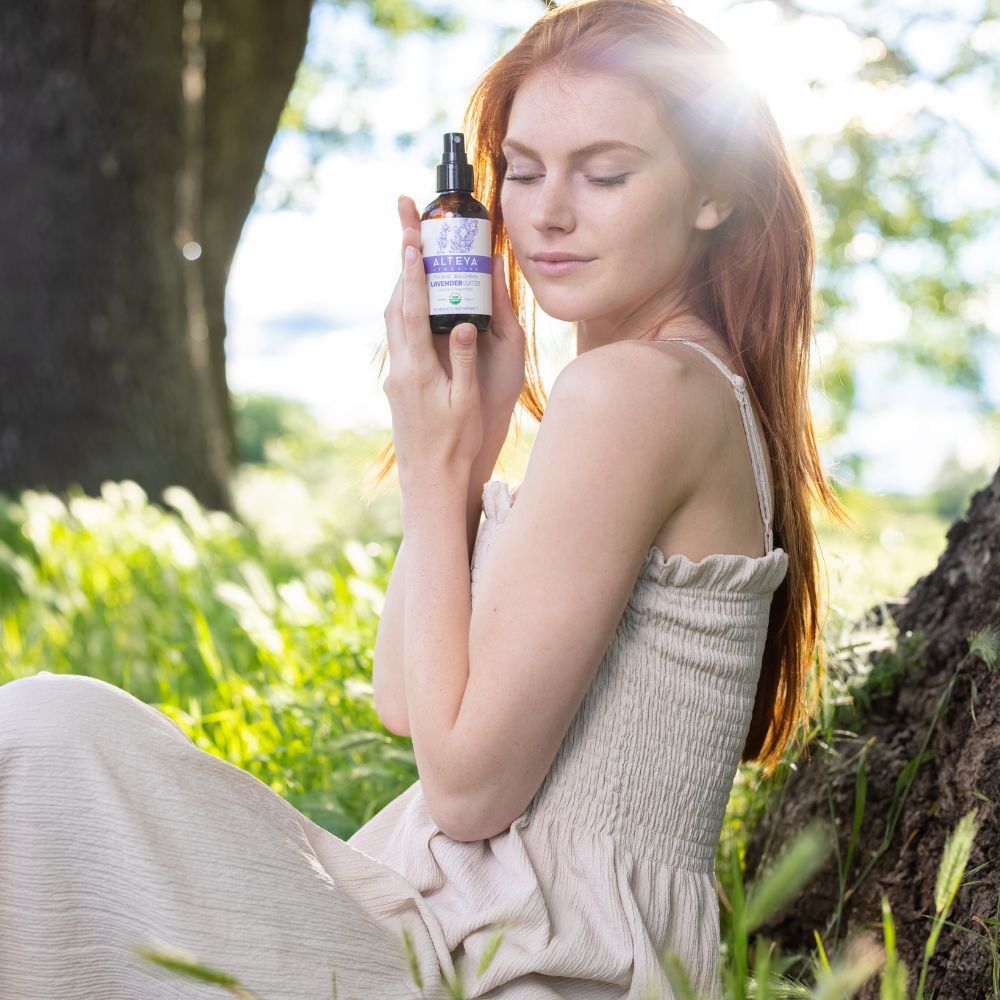 Alteya Organics Lavendelwasser-Spray im Glas