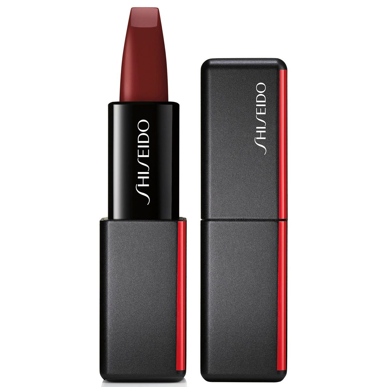 Shiseido Modernmatte Powder Lipstick. Schwarzer, rechteckiger Lippenstift mit roter Akzentlinie. Geöffnet, Stift in Burgunderrot.