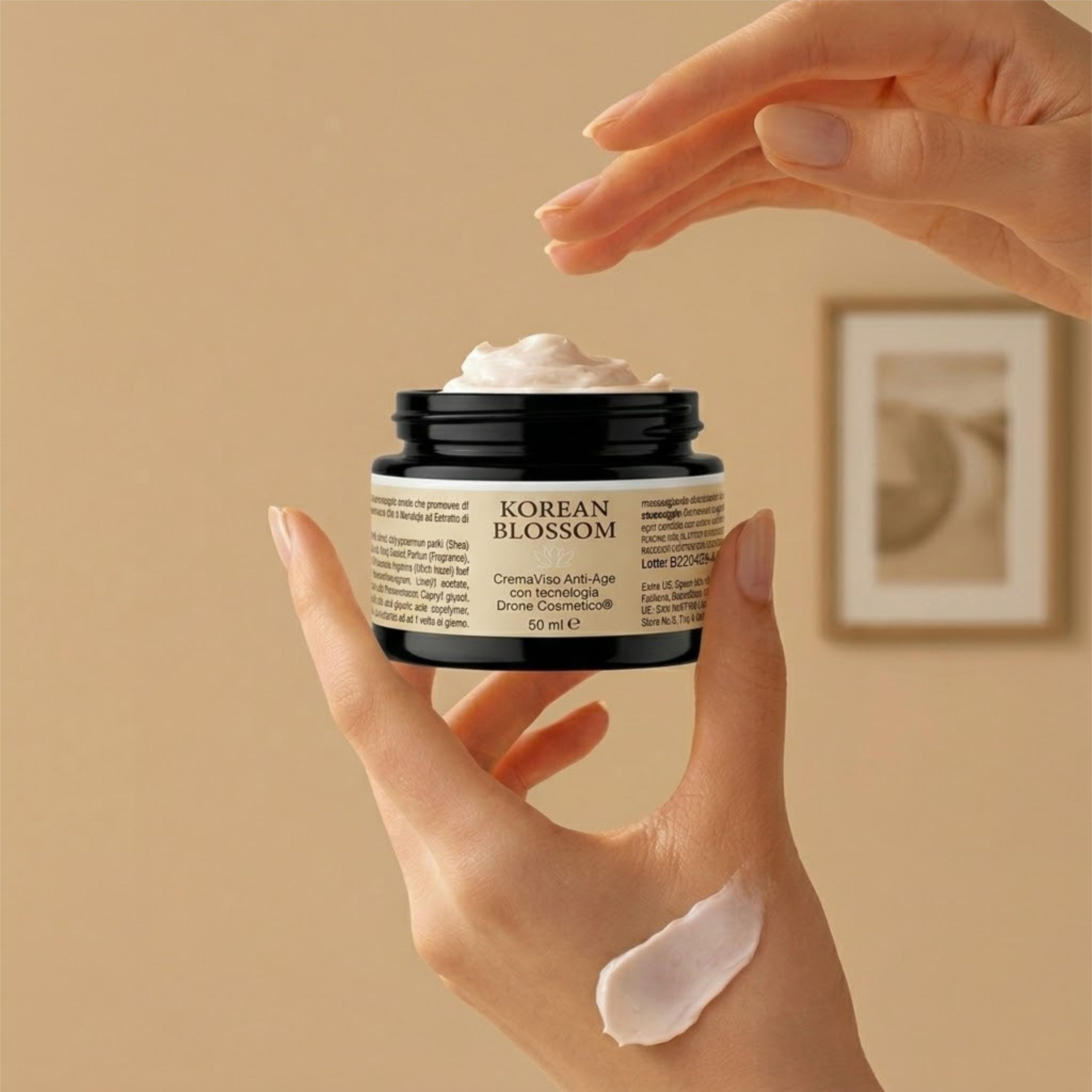 ALOHALABS Korean Blossom Anti-Aging Gesichtscreme mit kosmetischer Drohnen-Technologie