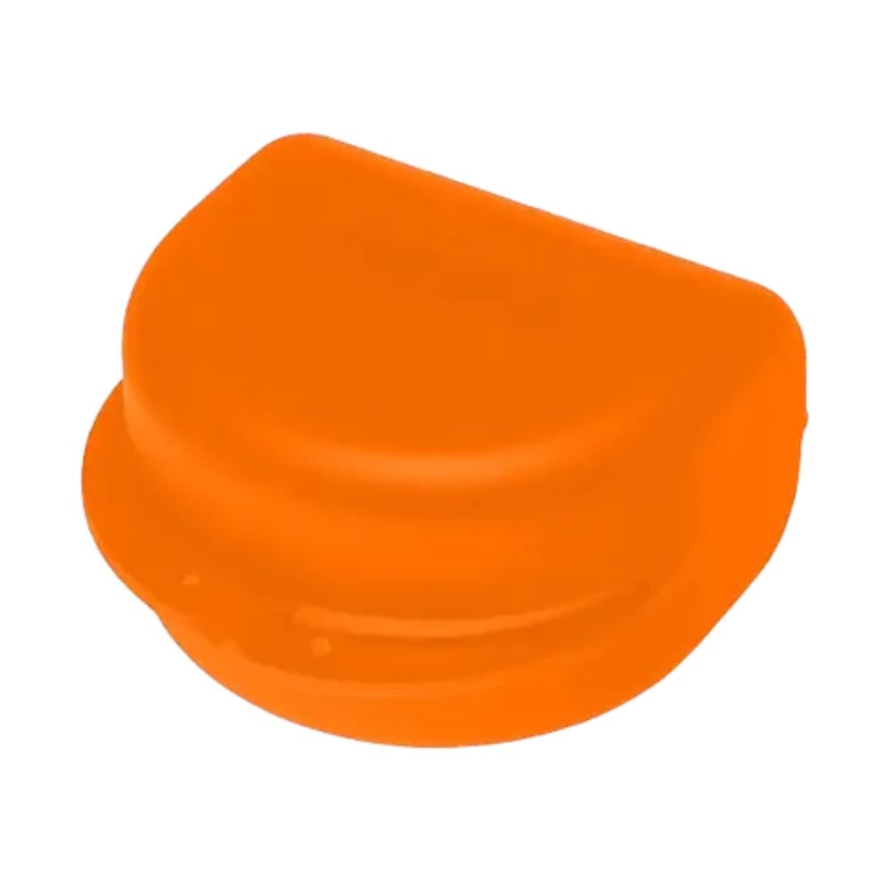 Orange Zahnspangenbox. Runde Form mit zwei Ebenen. Deckel mit abgerundeter Oberseite. Aus Kunststoff.