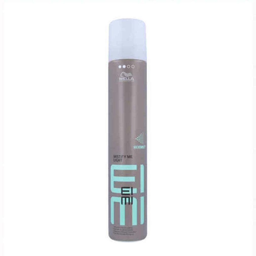 Haarspray-Flasche, grau-braun mit weißem Deckel. Schriftzug: EIMI, MISTIFY ME LIGHT. Marke: Wella.