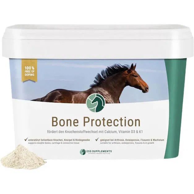 Weißer Behälter mit Pferd und Pulver. "Bone Protection" und "100% Free of Doping" Aufschrift.