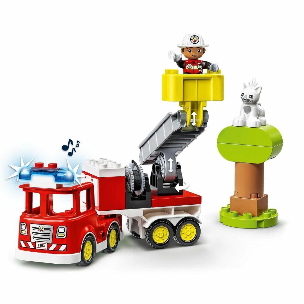 LEGO Duplo Feuerwehrauto-Set. Rotes Feuerwehrauto mit gelber Leiter, Figur, Katze und Baum. Ohne Verpackung.