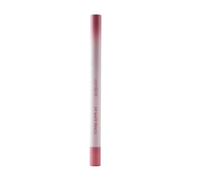 Lippenstiftstift mit Farbverlauf. Aufschrift: rom&nd LIP MATE PENCIL. Rosa-weißes Design.