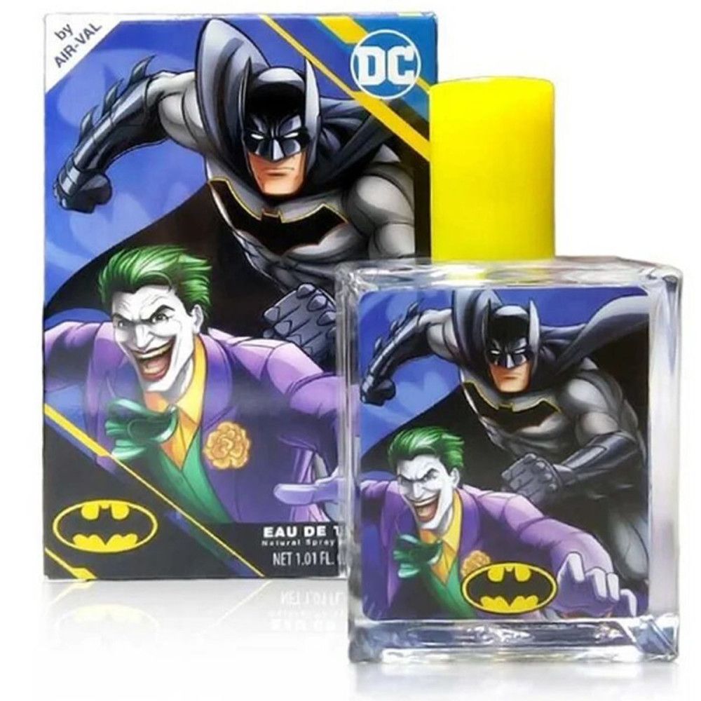 Glasflasche und Verpackung mit Batman und Joker-Illustrationen. Gelber Verschluss. Schwarzes Fledermaus-Logo. "DC"-Logo.