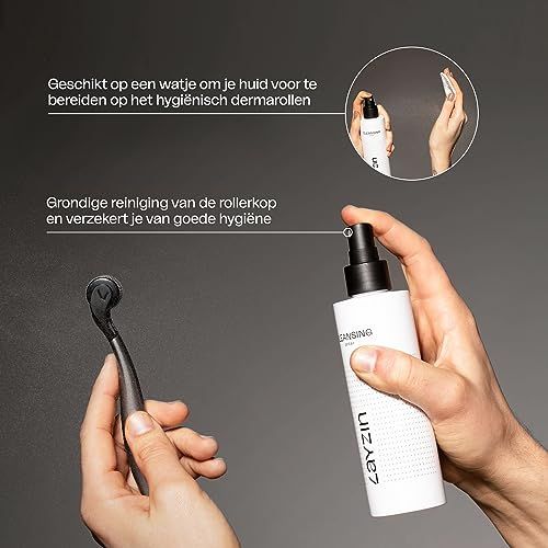 Handen houden spray en dermaroller vast. Tekst: LAYZIN, CLEANSING SPRAY. Pijlen naar watje en dermaroller.