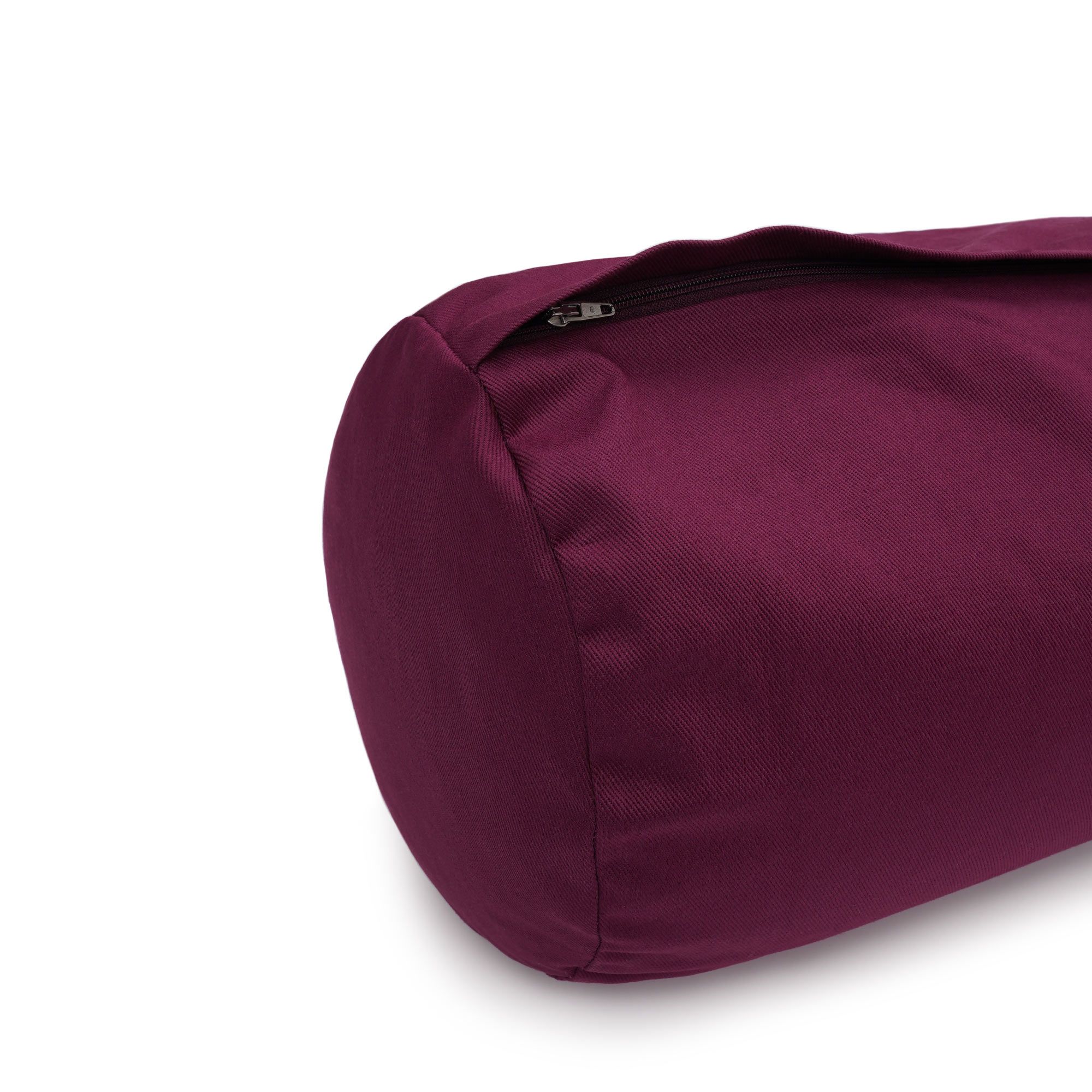 Detailansicht des Reißverschlusses an einem auberginefarbenen Yoga Bolster.