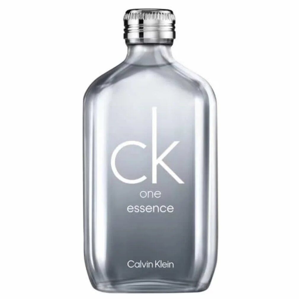 Transparente Flasche mit silbernem Verschluss. Text: ck one essence, Calvin Klein.