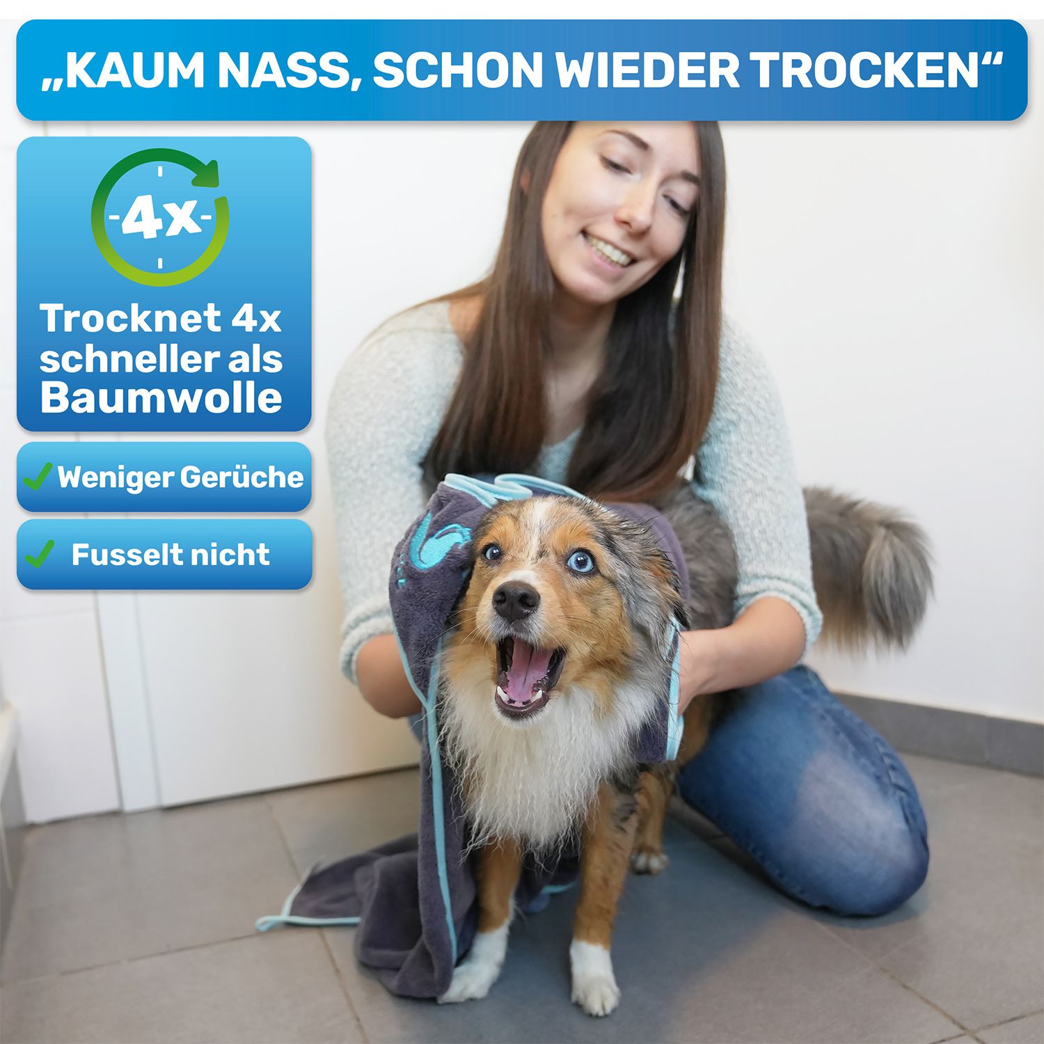 Hundehandtuch, grau mit blauer Einfassung, wird einem Hund angezogen. Text: Trocknet 4x schneller als Baumwolle.