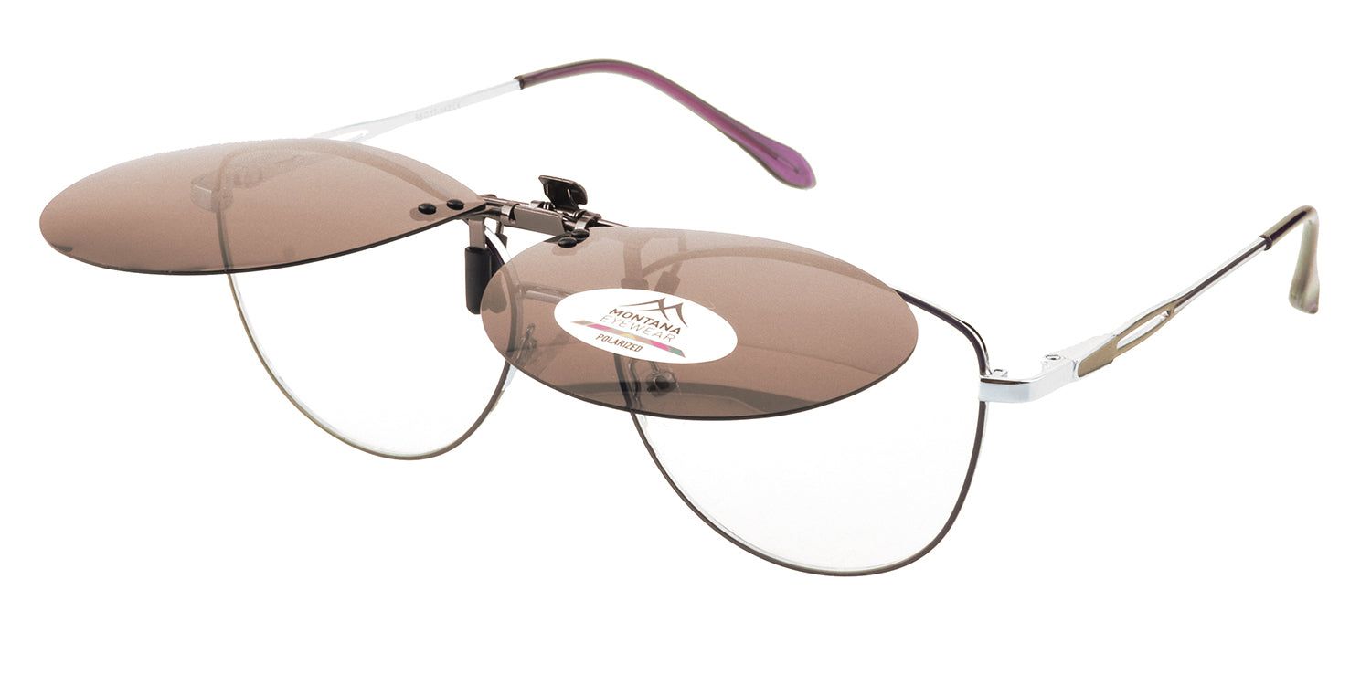 Montana Eyewear Sopot Flip-up-Sonnenbrille, braune Gläser, silberner Rahmen, lila Bügel. Teilweise geöffnet.
