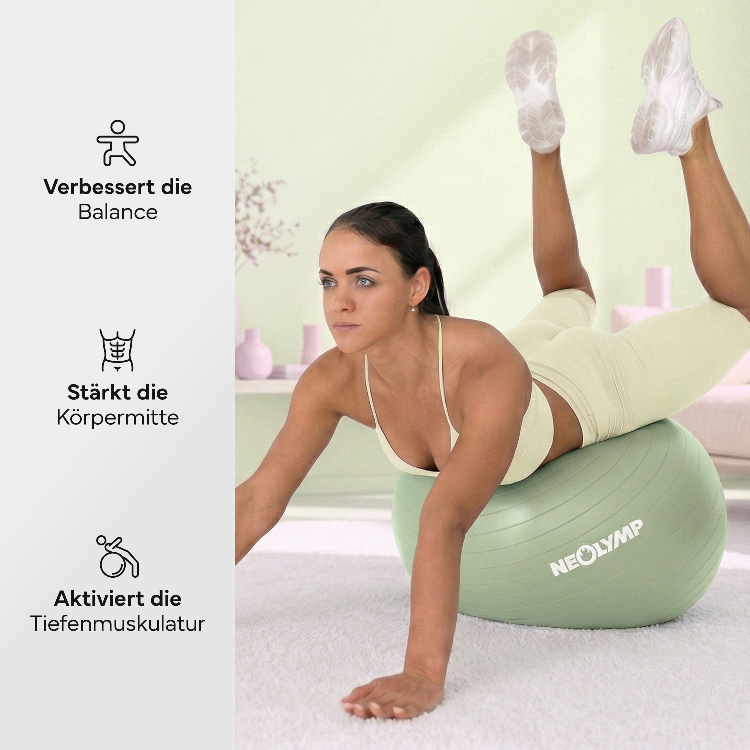 Frau auf grünem Gymnastikball: Verbessert Balance, stärkt Körpermitte, aktiviert Tiefenmuskulatur.