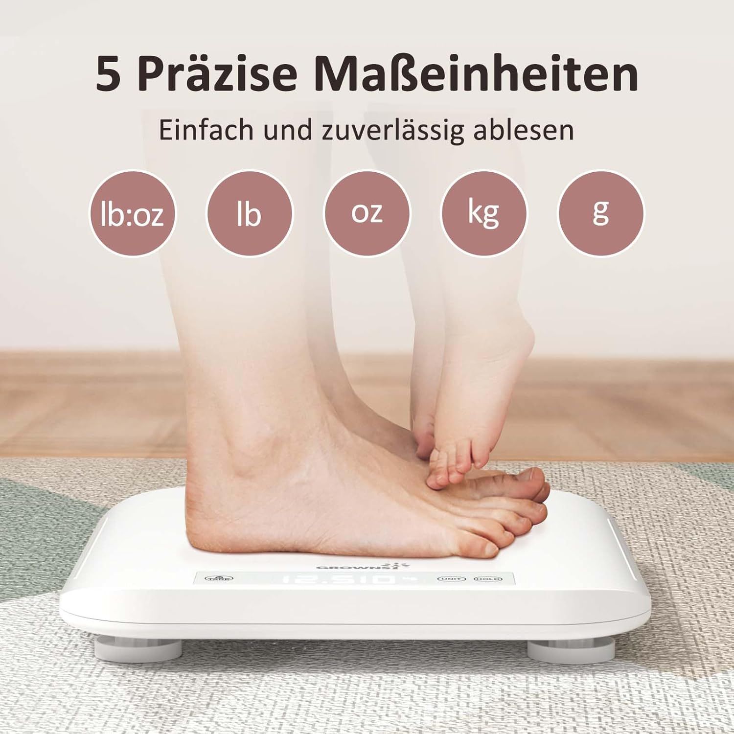 Personenwaage mit Anzeige von 5 Einheiten: lb:oz, lb, oz, kg, g. Füße auf der Waage.