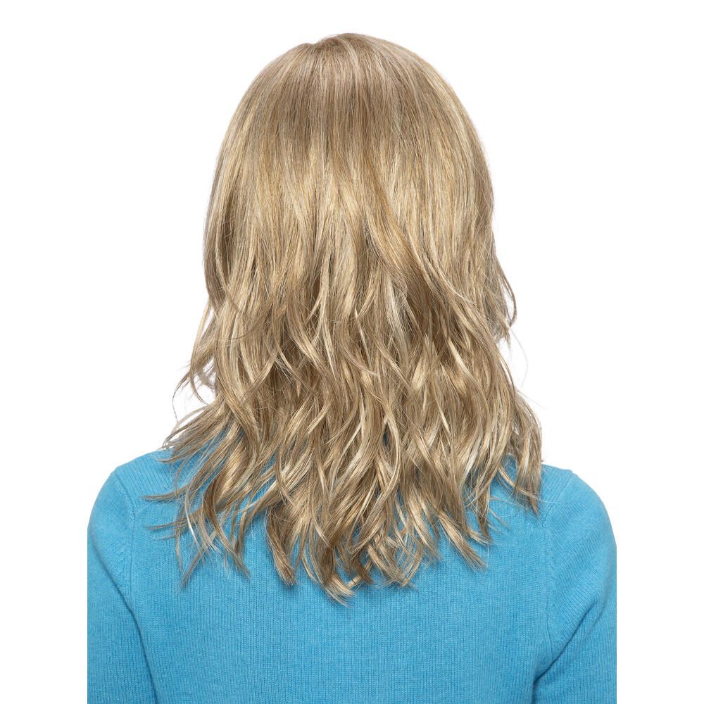 Rückansicht einer blond gewellten Perücke. Die Perücke bedeckt den Kopf und die Schultern.