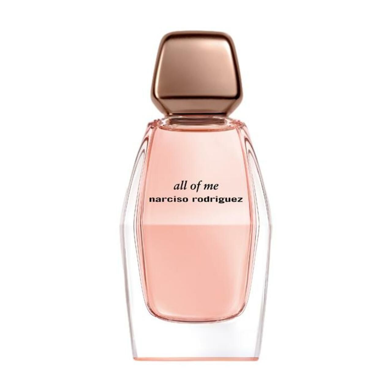 Parfumflakon mit rosafarbenem Inhalt. Aufschrift: all of me, Narciso Rodriguez. Goldfarbener Verschluss. Weißer Hintergrund.