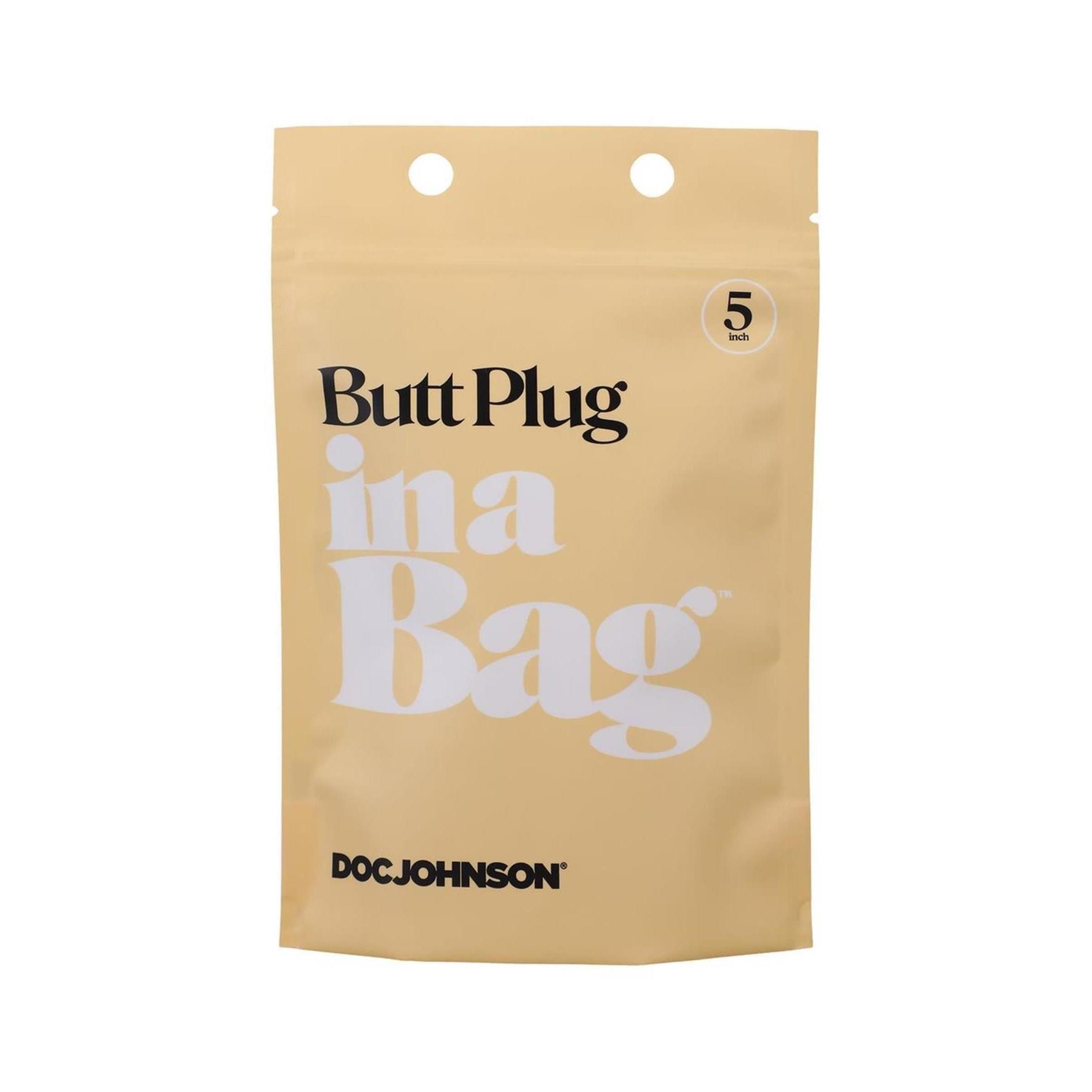 Beige Verpackung mit "Butt Plug in a Bag"-Schriftzug. Marke: DOC JOHNSON. Enthält 5 Stück. Zwei Löcher oben.