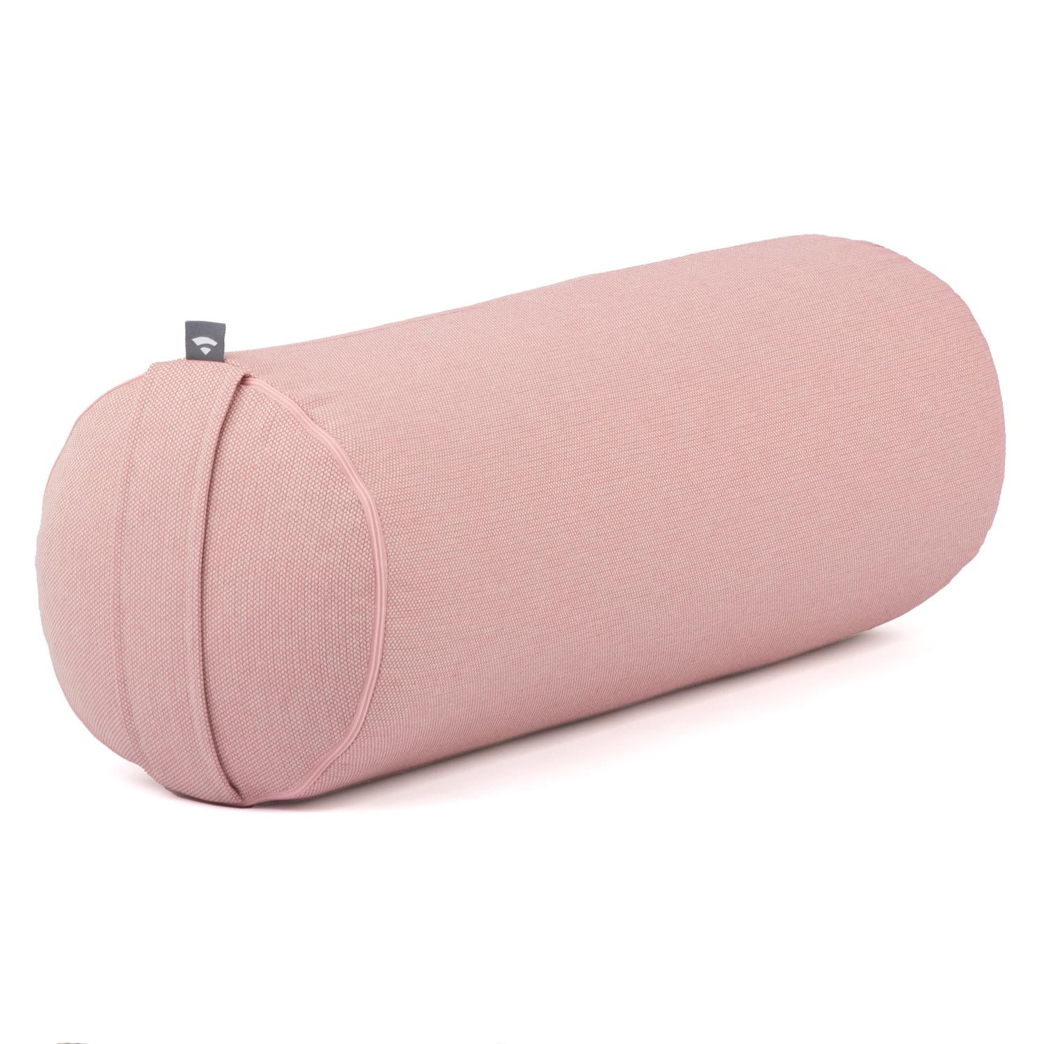 Zylindrisches Yoga-Bolster in Rosa. Aus Stoff, mit abgerundeten Enden. Kleines Label am Ende.