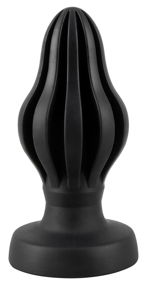 Schwarzer, geriffelter Analplug mit breiter Basis. Die Form ist tropfenförmig mit vertikalen Rillen.