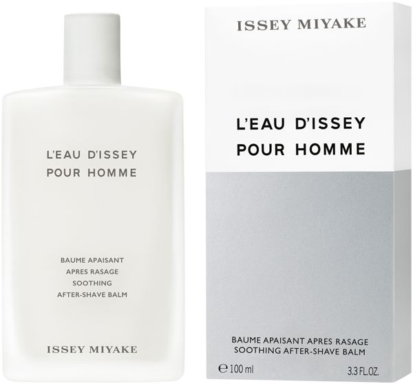 Weißer Flakon und Verpackung. Aufschrift: L'Eau d'Issey Pour Homme, After-Shave Balm. Marke: Issey Miyake.