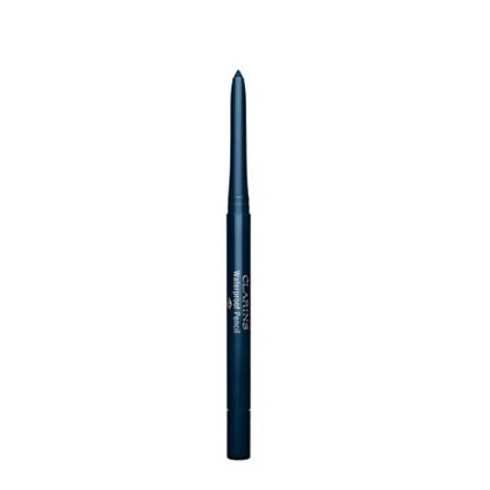 Clarins Waterproof Pencil. Dunkelblauer Stift mit offener Spitze. Produktbezeichnung auf dem Stift.