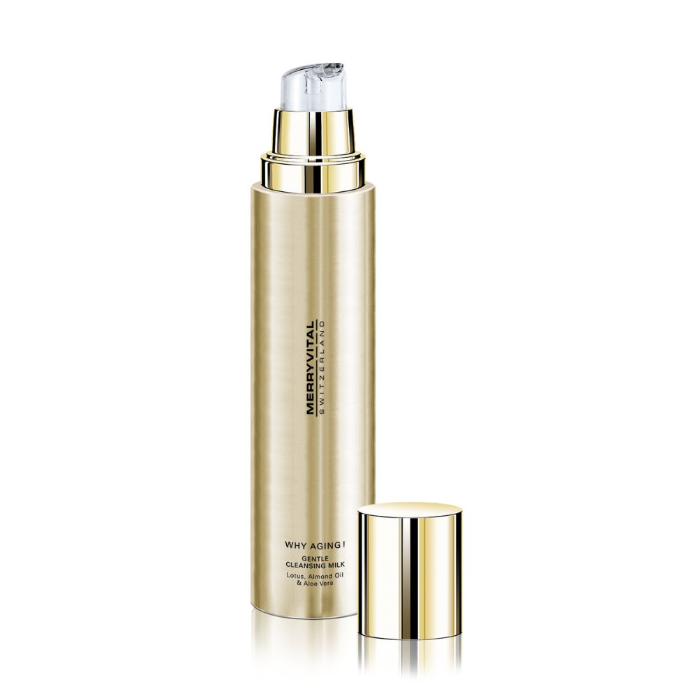 Goldfarbene Flasche mit goldener Kappe. Aufschrift: MERRYVITAL, WHY AGING!, Gentle Cleansing Milk. Der Deckel ist abgenommen.