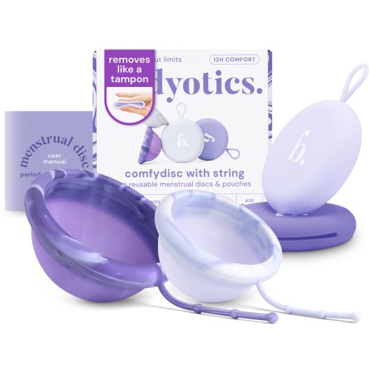 Zwei Comfydisc Menstruationsscheiben (S & L) mit Schnüren, Aufbewahrungsbeutel und Benutzerhandbuch.