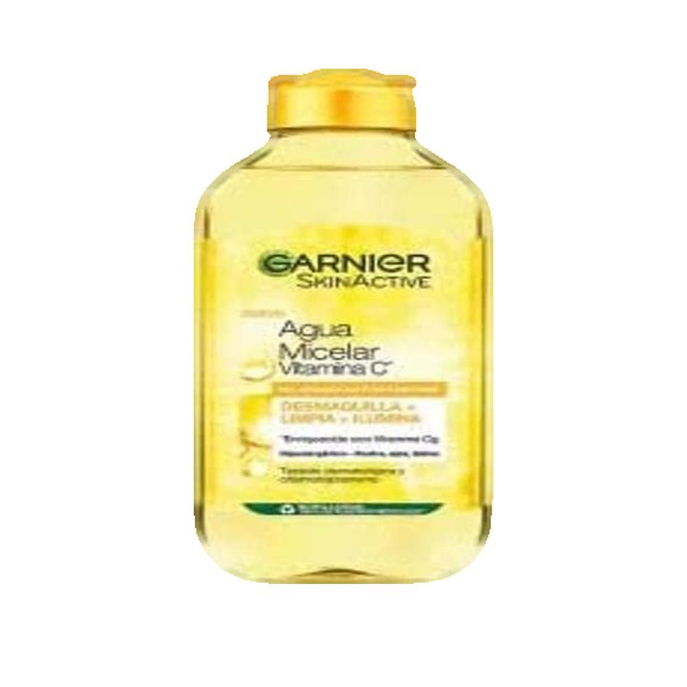 Gelbe Flasche mit gelber Flüssigkeit und gelbem Deckel. Aufschrift: Garnier Skinactive Agua Micelar Vitamina C.