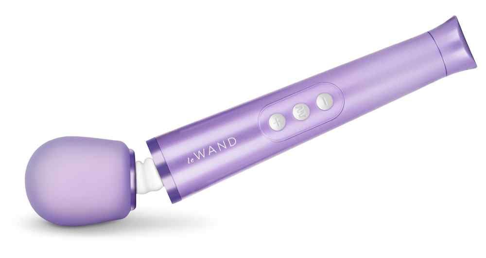 Massagestab Petite | 6 Vibrationsmodi mit je 10 Geschwindigkeiten, USB | le Wand