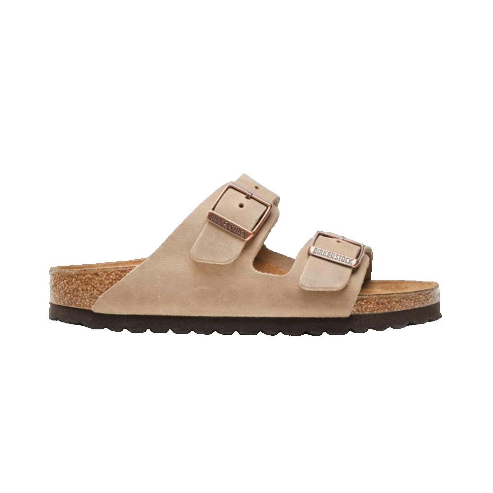 Sandali Birkenstock Arizona in pelle oliata tabacco. Due cinturini con fibbie. Plantare in sughero.