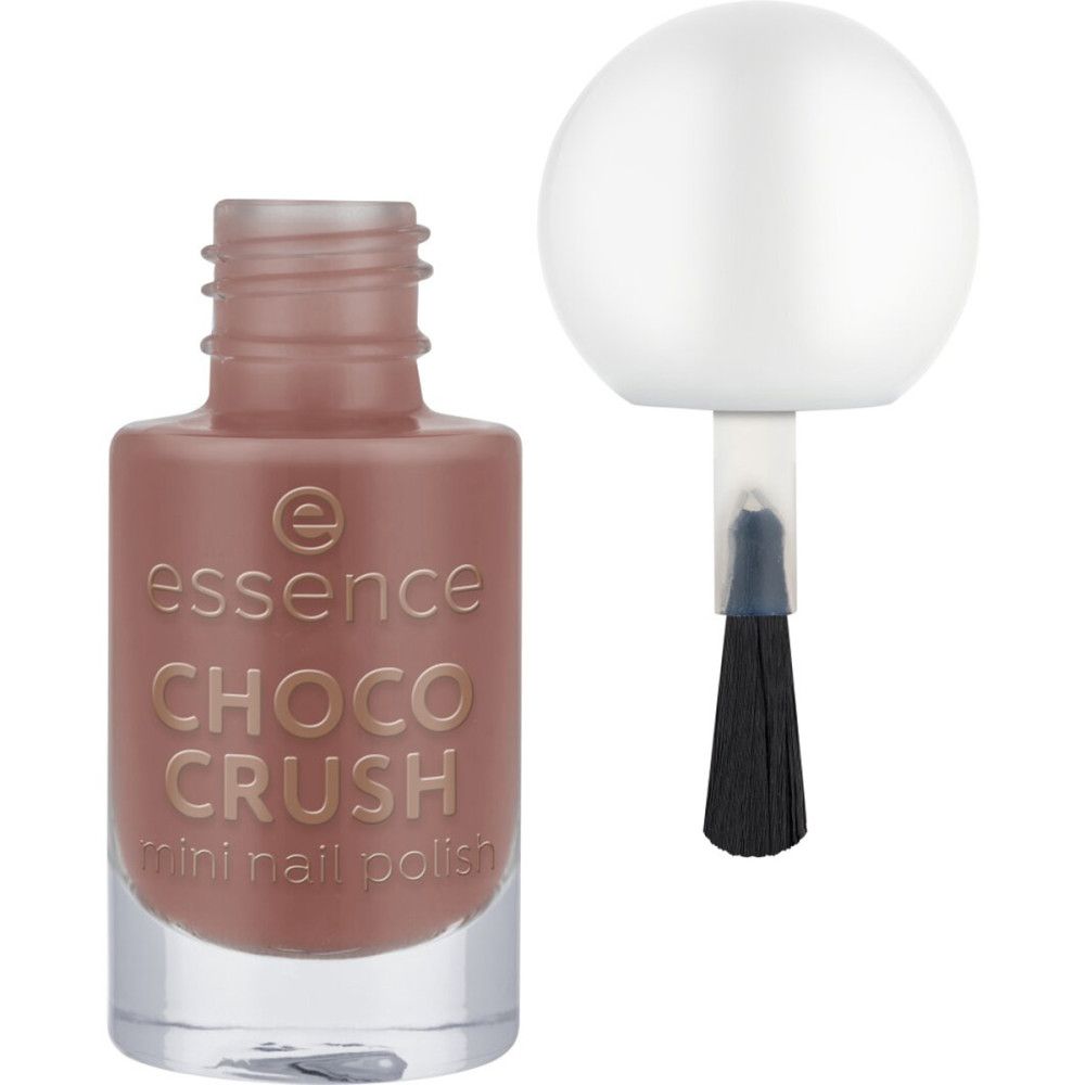 Nagellackflasche und Pinsel. Aufschrift: Essence, Choco Crush, mini nail polish. Farbe: Braun.