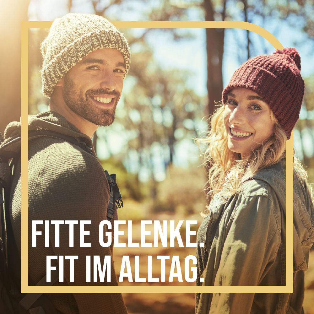 Werbebild mit einem lächelnden Paar im Freien. Text: Fitte Gelenke. Fit im Alltag.
