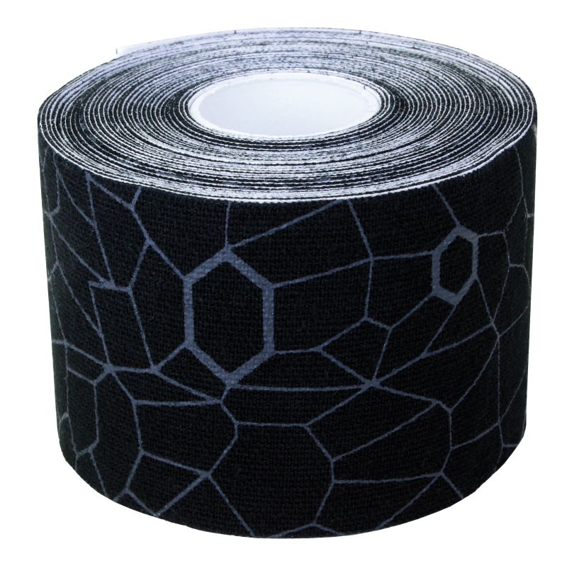 Rolle Kinesiologie-Tape, schwarz mit grauem Muster. Das Tape ist aufgerollt und zeigt ein sechseckiges Muster.