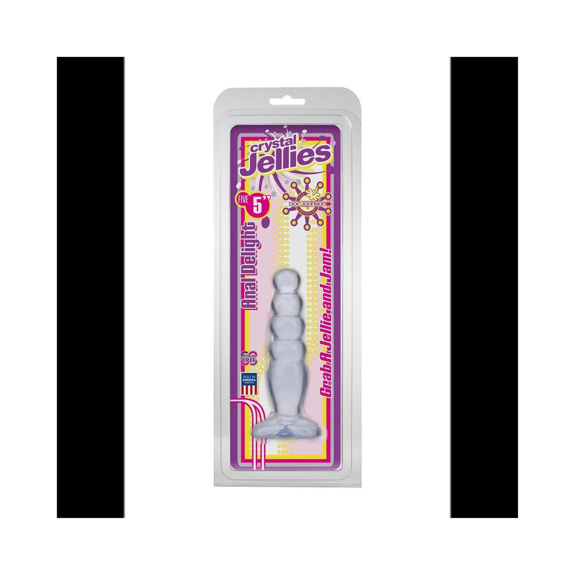 Butt Plug in Verpackung. Hellblauer Farbton. Mit abgerundeter Form und Basis. Produktname und Marke sichtbar.