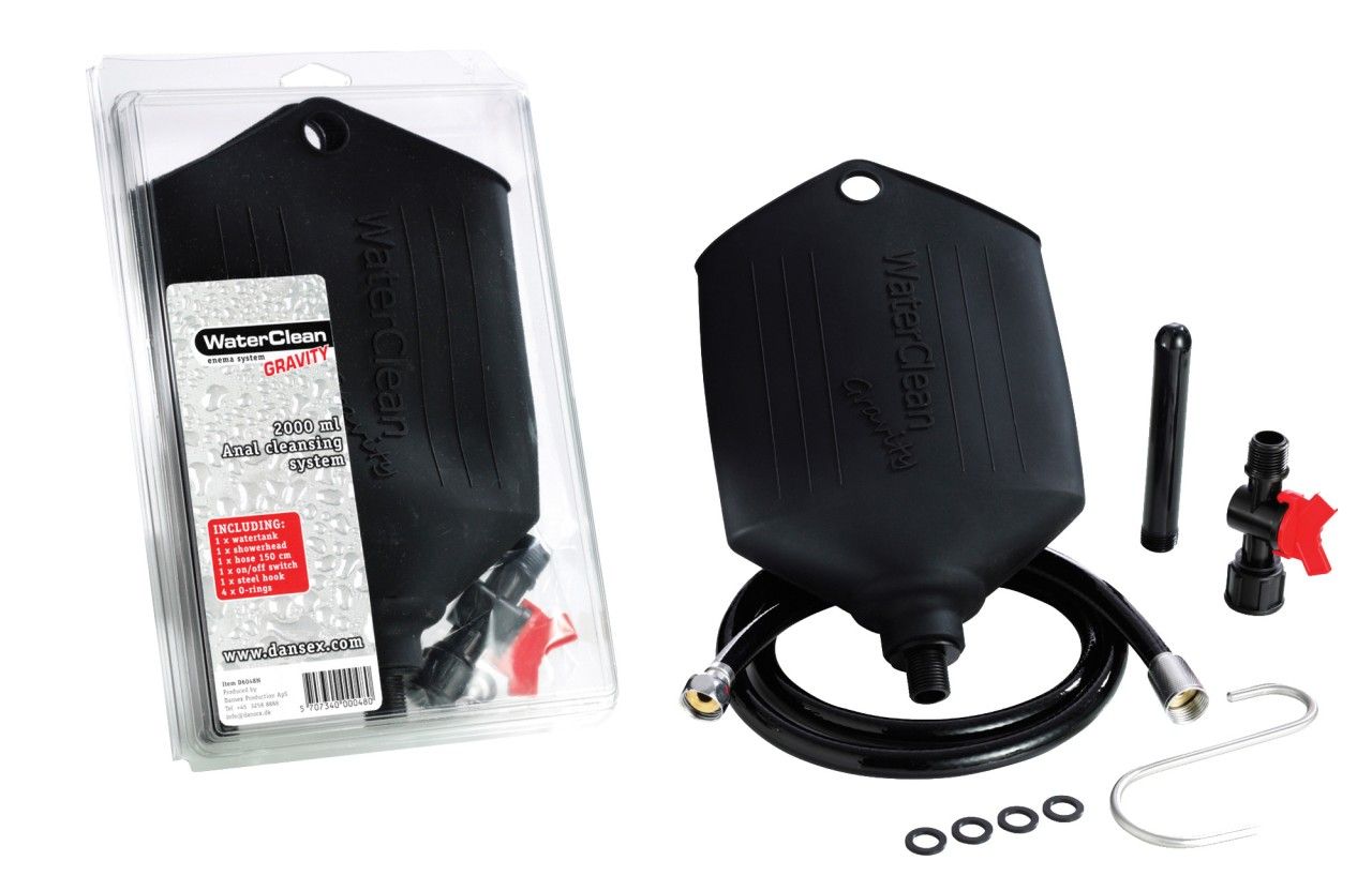 Schwarzer Beutel, Zubehör. WaterClean Gravity, 2000 ml Anal Cleaning System. Schlauch, Düse, Klemme, Ringe.