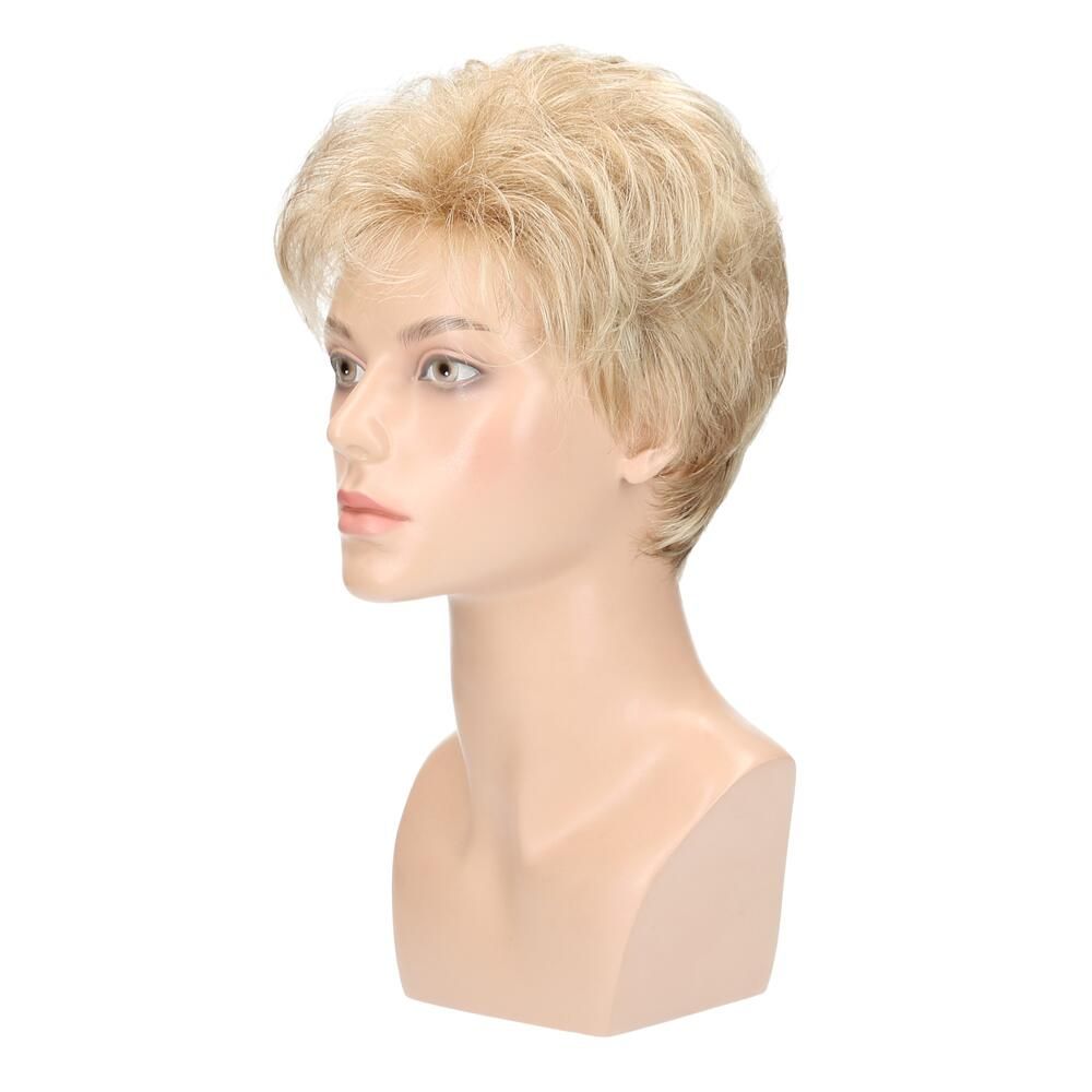 Blonde Perücke auf einem Schaufensterkopf. Kurzer, gestufter Schnitt. Seitenansicht.