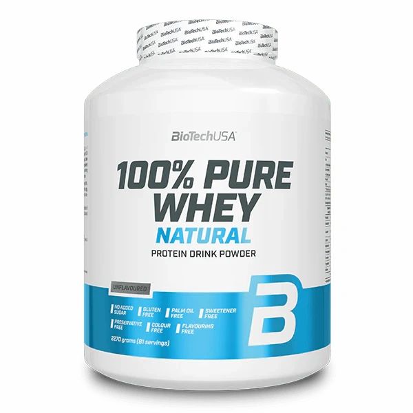 Weißes Protein-Drink-Pulver-Behälter. Aufschrift: 100% Pure Whey Natural. Enthält keine Zuckerzusätze, ist glutenfrei und ohne Farbstoffe.