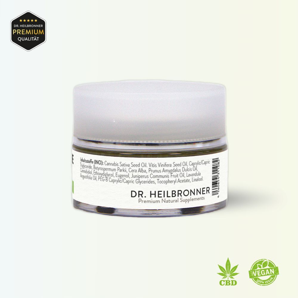 Glas mit weißem Deckel. Etikett mit Text: DR. HEILBRONNER. Premium Natural Supplements. Inhaltsstoffe. Logo: Premium Qualität. Vegan-Logo. CBD-Logo.