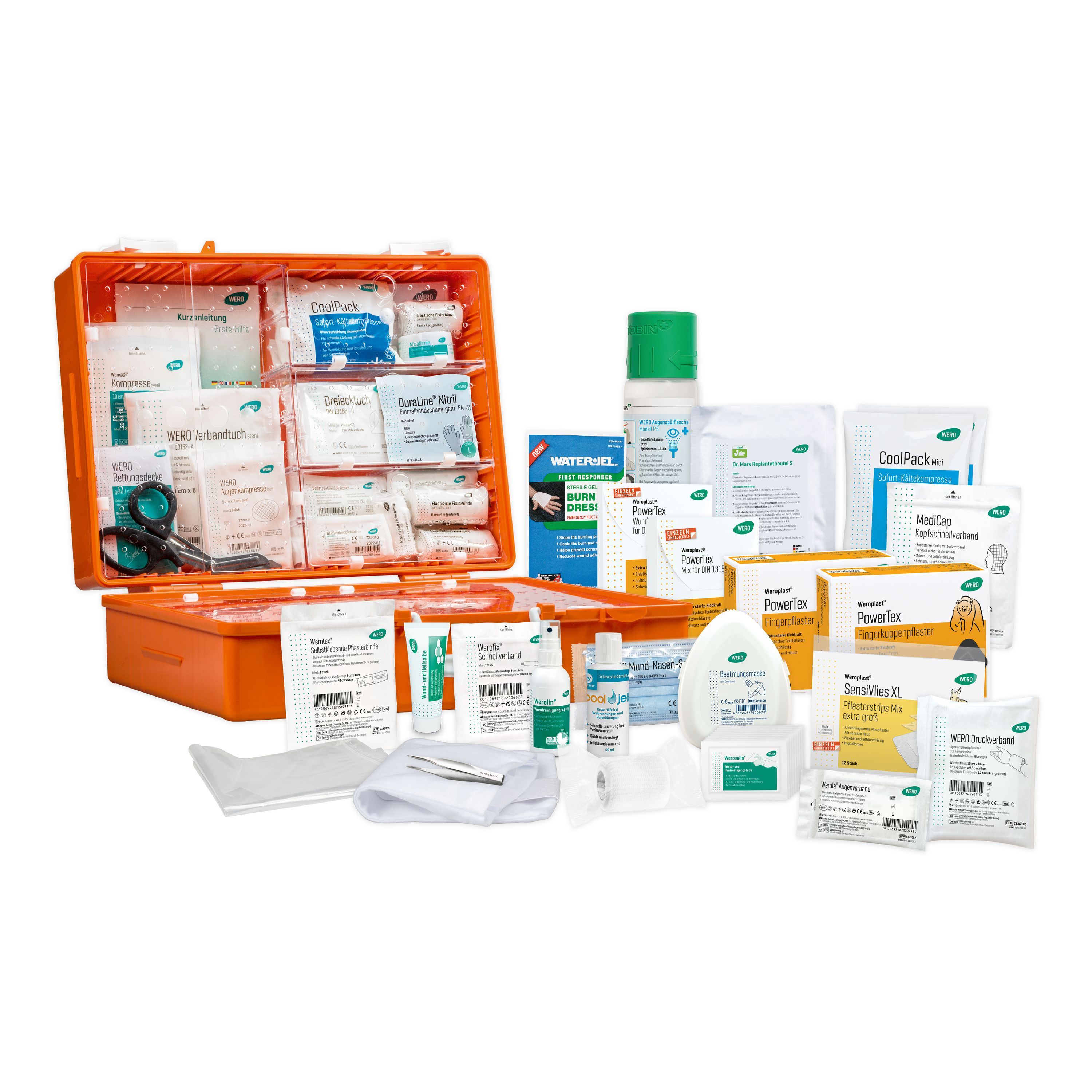 Offener Erste-Hilfe-Koffer mit Inhalt. Orangefarbener Koffer mit zahlreichen Verbandmaterialien, Flaschen und Packungen. Verschiedene Größen und Formen.