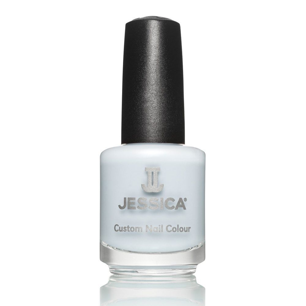 Hellblaues Nagellackfläschchen mit schwarzem Deckel. Aufschrift: JESSICA Custom Nail Colour.