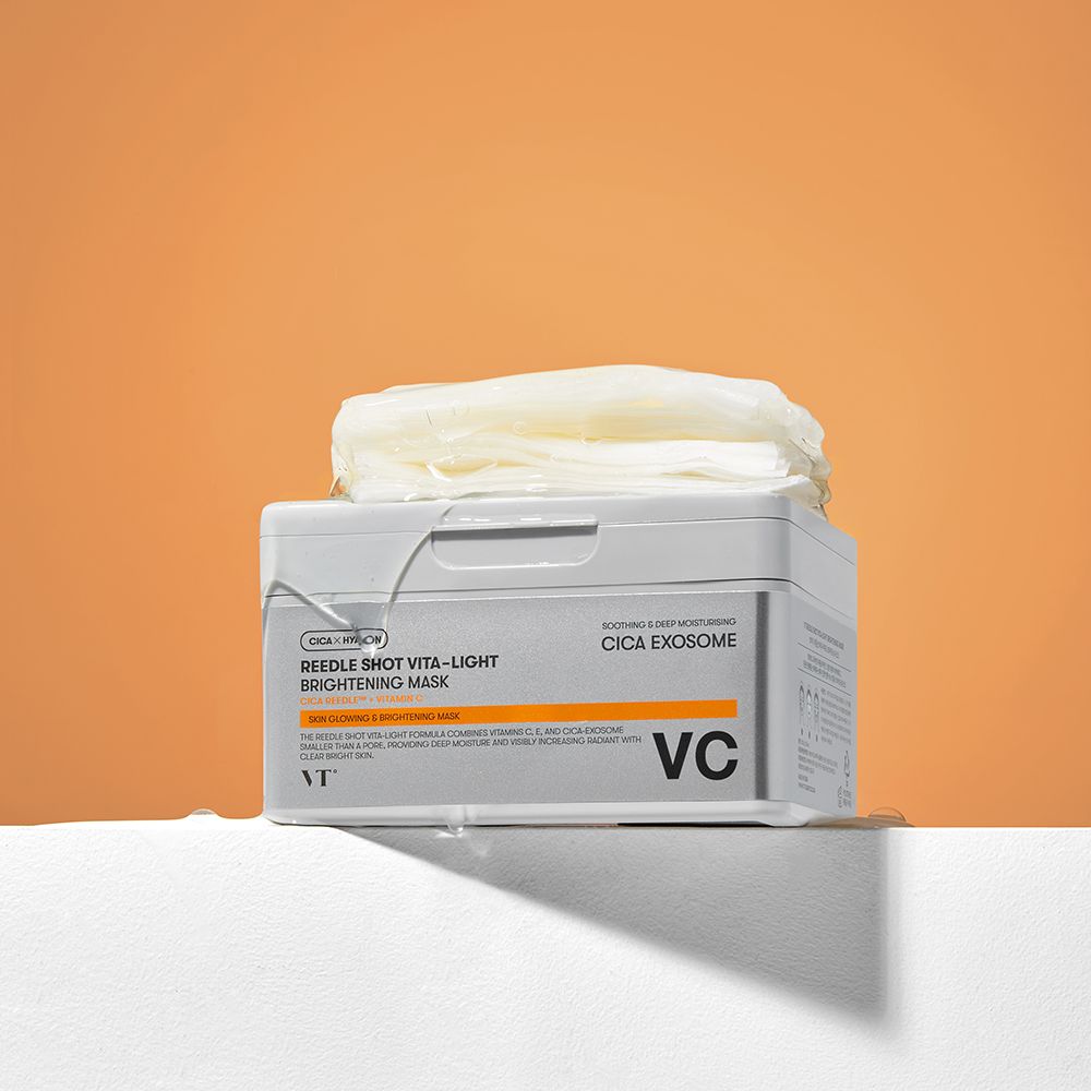 VT Cosmetics Needle Shot Vita-Light Brightening Mask Packung mit einzelnen Masken.