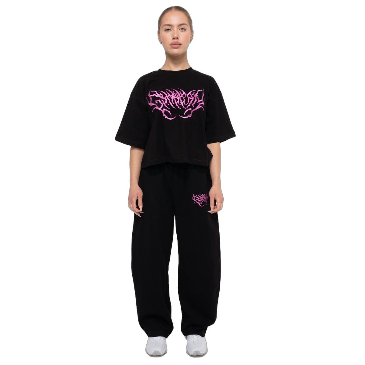 GymBeam Sweatpants Damen oversize mit Kordelzug und Taschen in Schwarz