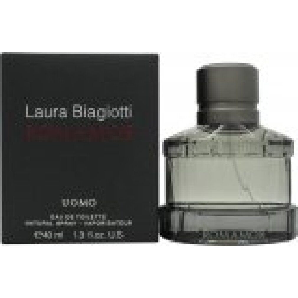 Flakon und Verpackung. Schwarze Verpackung mit Aufschrift Laura Biagiotti ROMAMOR Uomo. Flakon daneben.