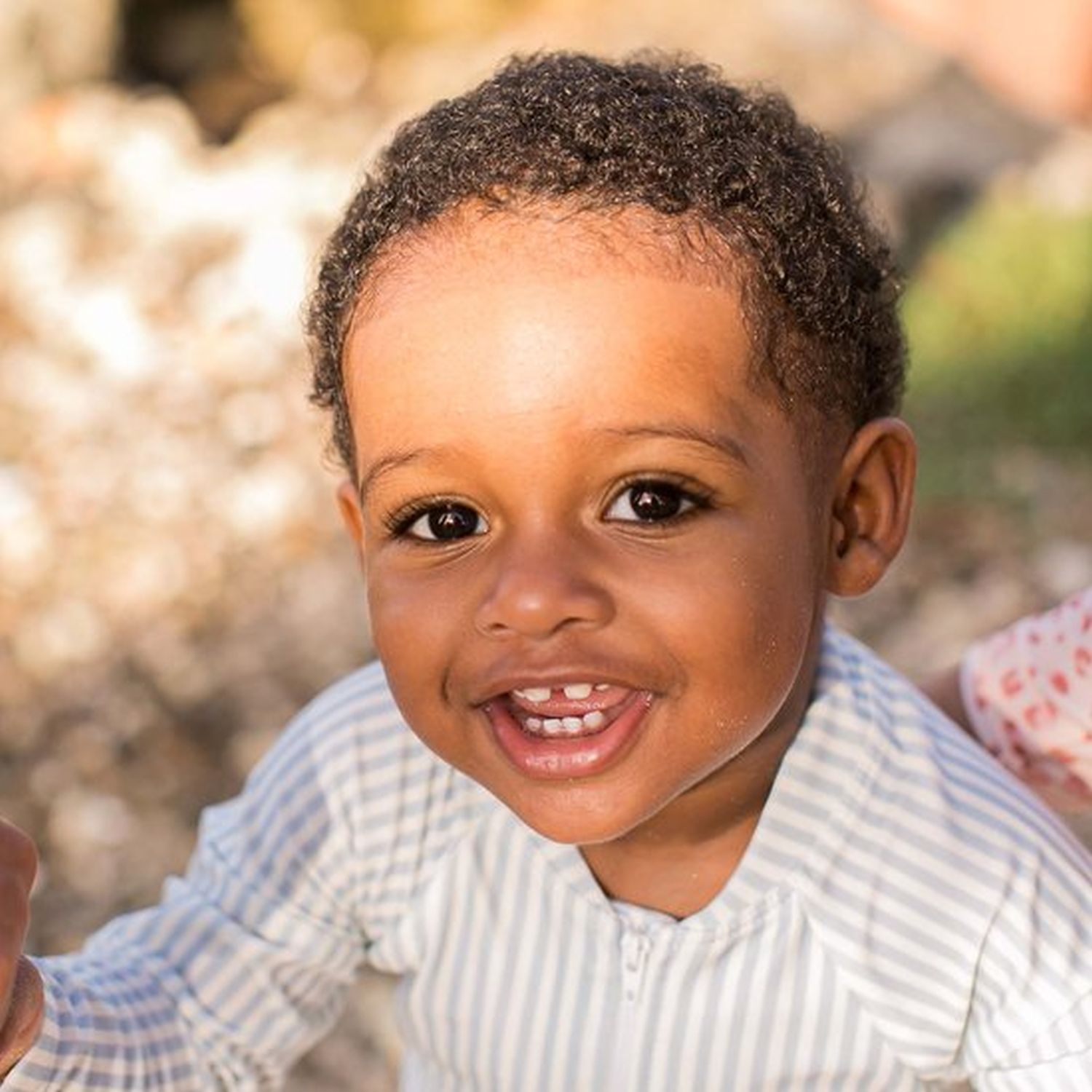 Swim Essentials UVBadeanzug für Jungen gestreift /2