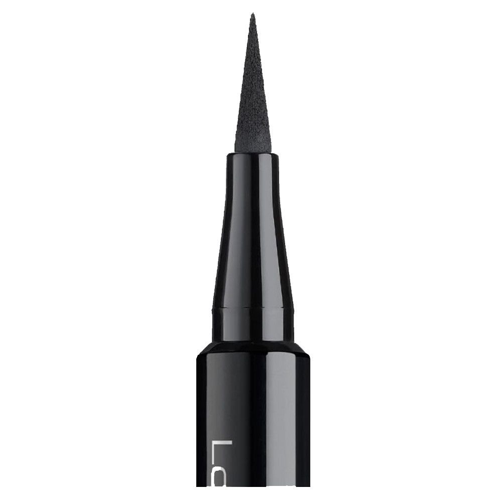 Nahaufnahme der Eyeliner-Spitze. Schwarze Spitze, schwarzer Schaft.