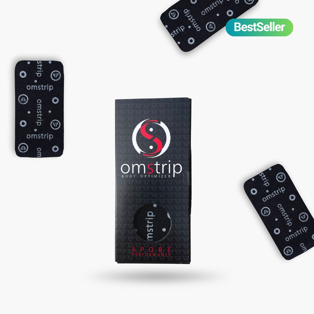 Produktverpackung und Sportpflaster. Text: omstrip, Sport Performance. Bestseller-Label.