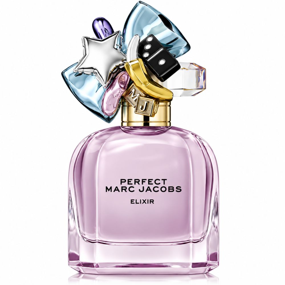Marc Jacobs Perfect Elixir Parfumflakon mit verspieltem Anhänger auf dem Verschluss.