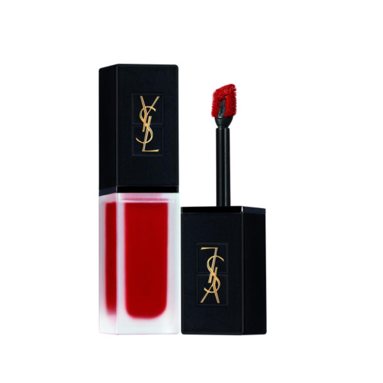 Lippenstift mit Applikator. Schwarzer Deckel mit YSL-Logo. Roter Inhalt. Applikator mit roter Spitze.